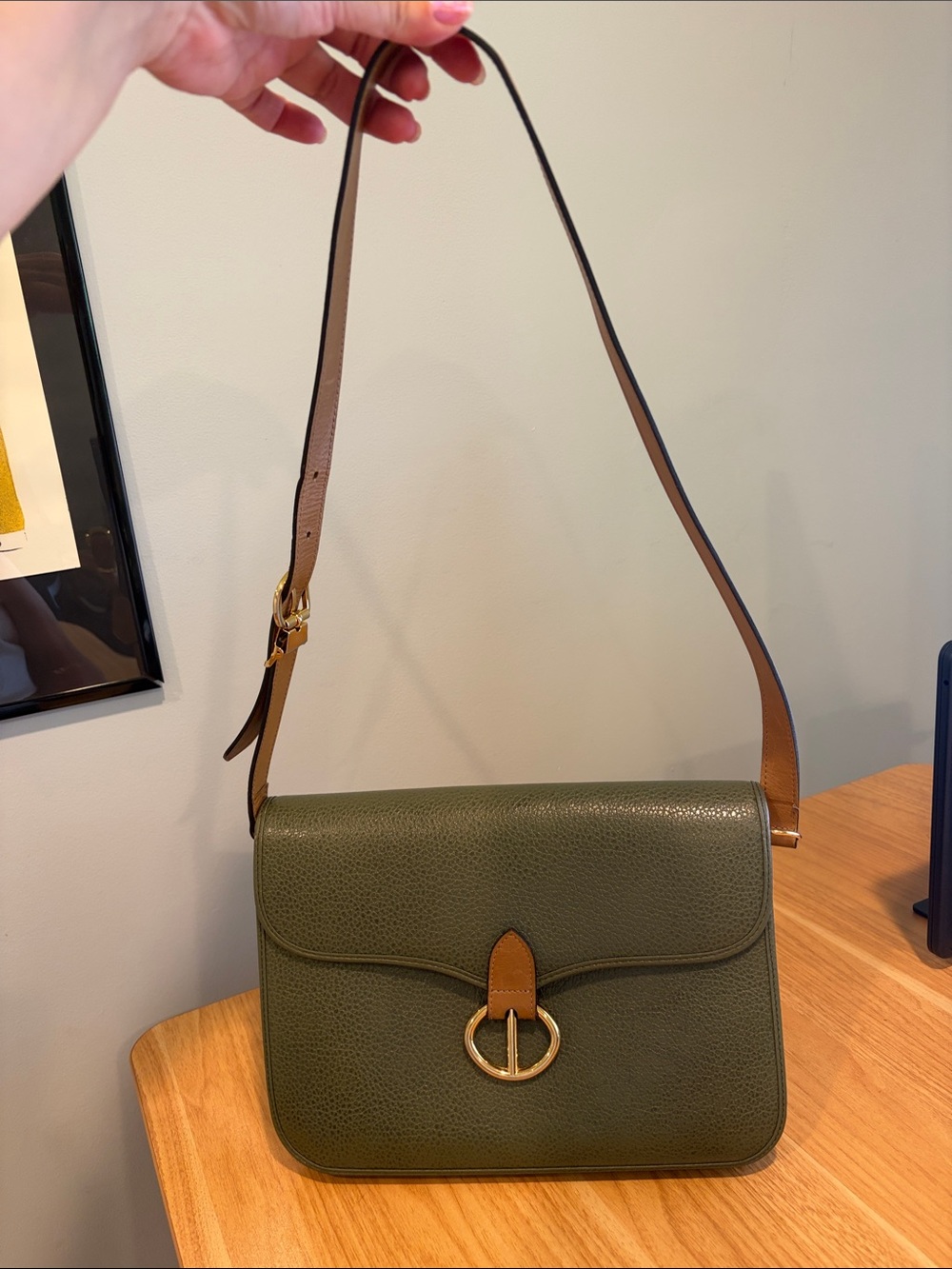Pre-loved Vintage Christian Dior Leather Shoulder bag